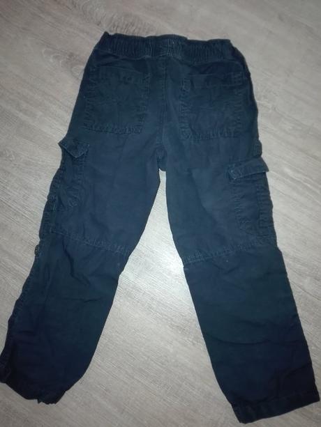 Nohavice tmavomodre, f&f,116