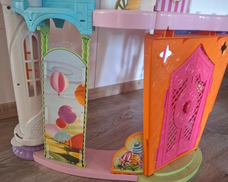 Barbie dreamtopia domček dúhový zámok, 