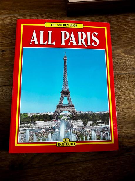 All paris,