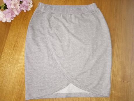 Sivá sukňa č. s/m, s