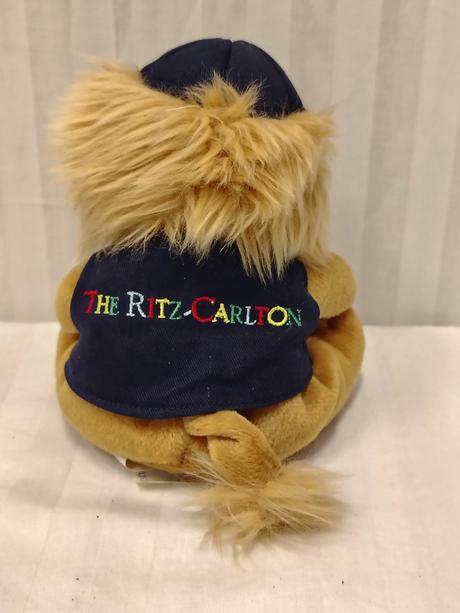 Zberateľský lev the ritz-carlton, maskot caroline, 