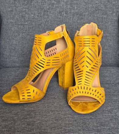 Trendy sandále, 38