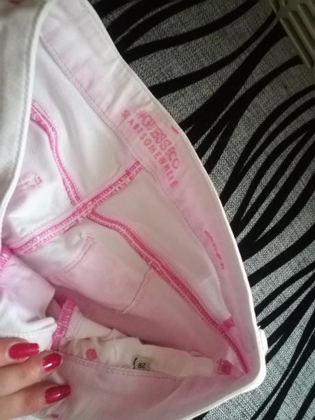 Nohavice guess, guess,28