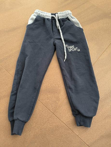 Chlapčenské tepláky, 116