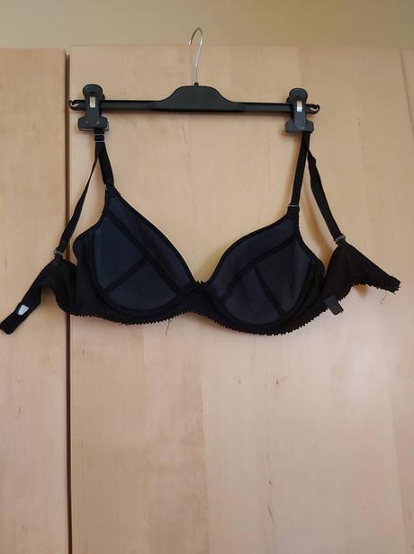 Čierna podprsenka 80c, 80c