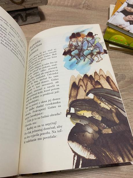 Krásna stará retro kniha zlatovlasý mládenec,