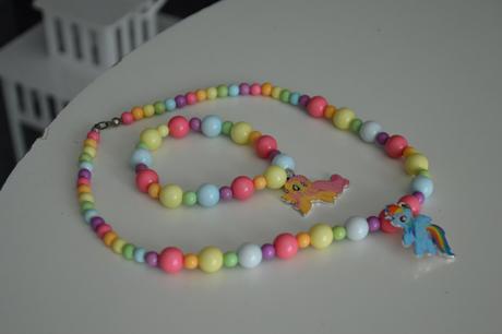 Pony náhrdelník a náramok, 