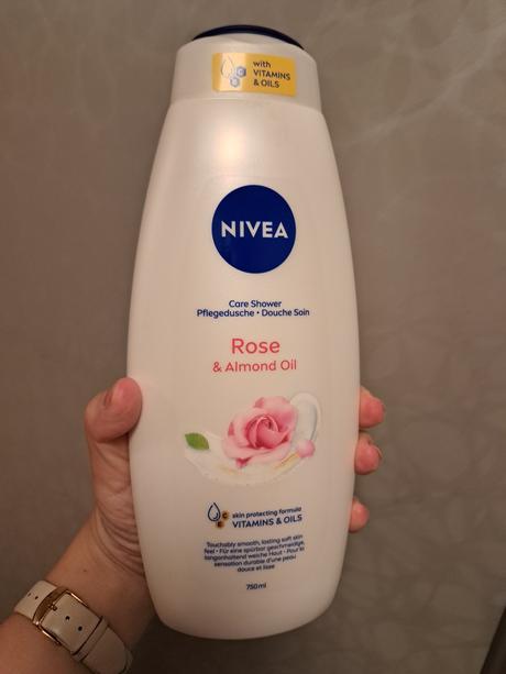 Nivea rose 750ml, 