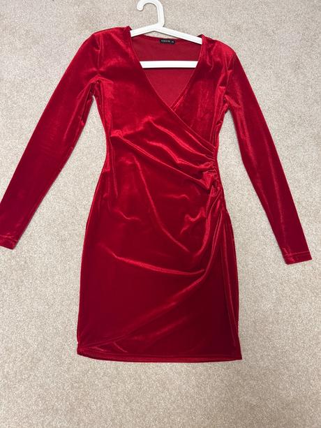 Zamatové šaty veľ. xs, xs