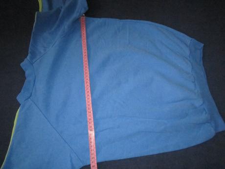 1726. 2 mikiny a tepláky, 146