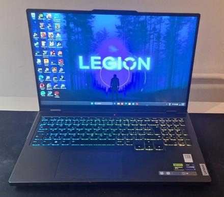 Herny notebook lenovo legion, lenovo
