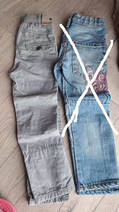 Balík chlapčenských mikín a nohavíc veľ. 98-104, 86–98