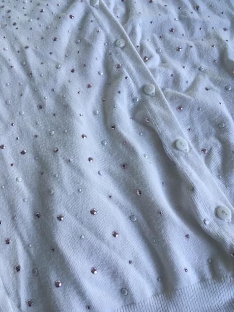 Sveter s kamienkami, atmosphere,s