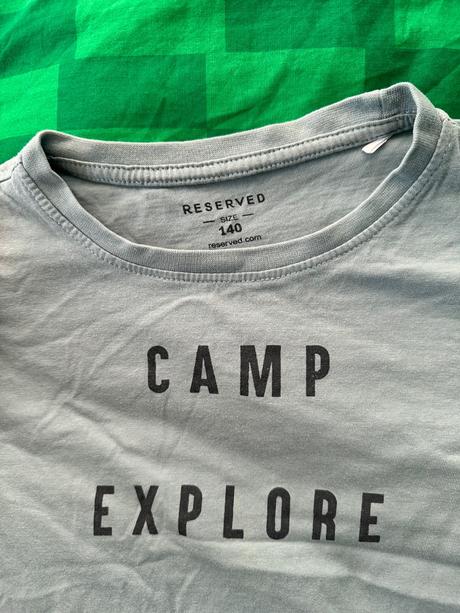 Tricko s napisom, reserved,140