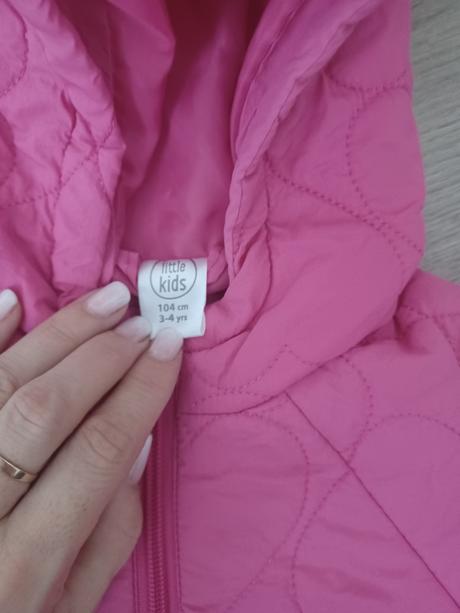 Prechodná bundička pre slečnu 104, 104