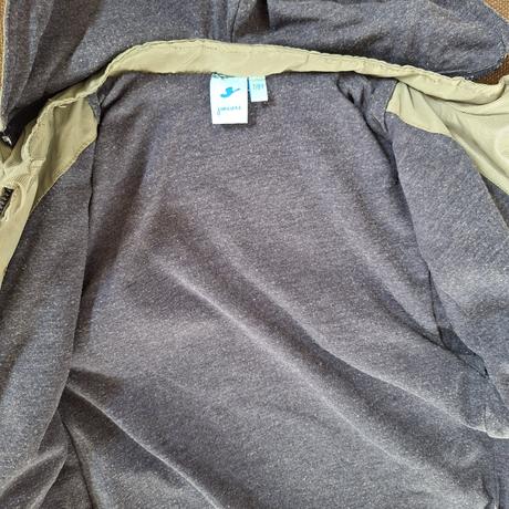 Tenka bundicka 128, 128