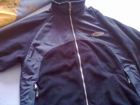 Zateplenea mikina alebo vetrovka, l