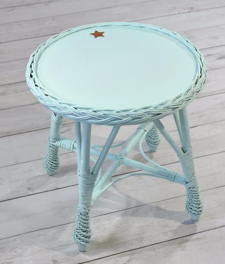 Prútený stolík okrúhly,