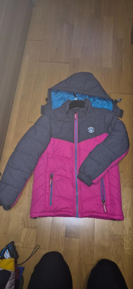 Zimna bunda, lewro,146