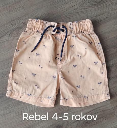 4 ks kraťasy v 110/116, 110