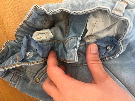 Dievcenske elasticke rifle, pepperts,146