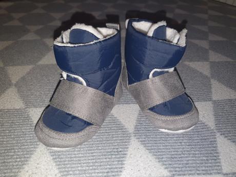 Capačky čižmičky, <17