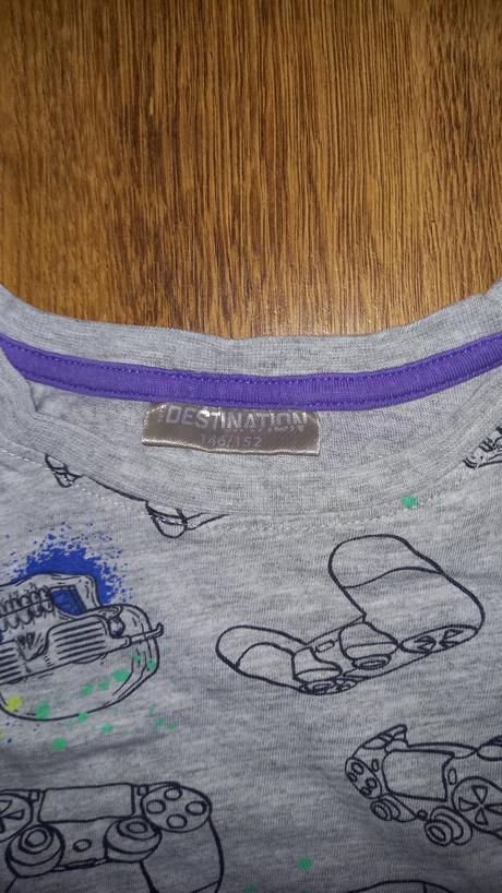 Svetlosede tricko, 146