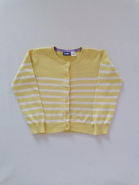 Svetrik 98/104 s gombikmi, lupilu,98