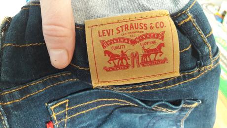 Nenosene frajerske rifle levis, levis,122