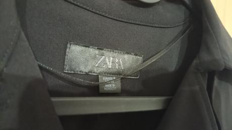 Krásne šaty v štýle treckotu, zara,m