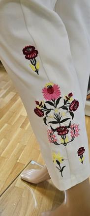 Nohavice s vyšívanými kvetmi, orsay,34