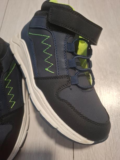 Jesenné topanky, 33