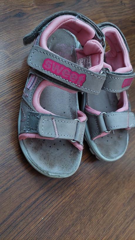 Sandalky, protetika,27