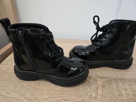 Čižmičky, zara,23