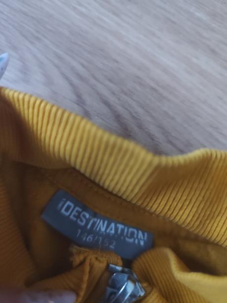 Crop topova mikina pre kocku, 152