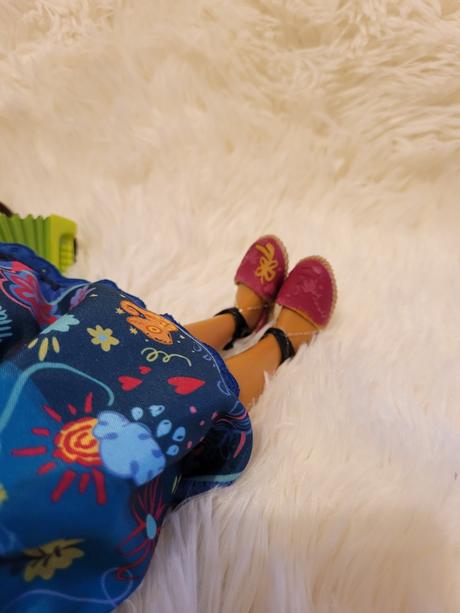 Disney mirabel madrigal babika, 