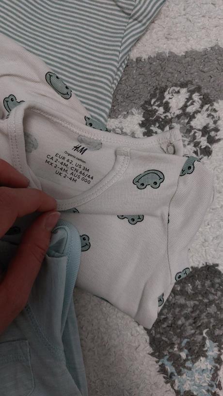 Body s krátkym rukávom, 62