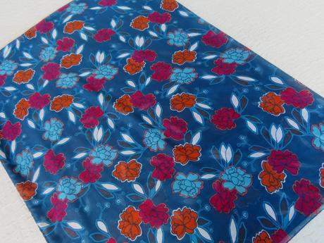 Esprit šatka - tunel, esprit