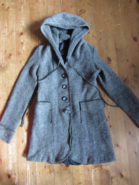 Vlnený kabátik s kapucňou, s