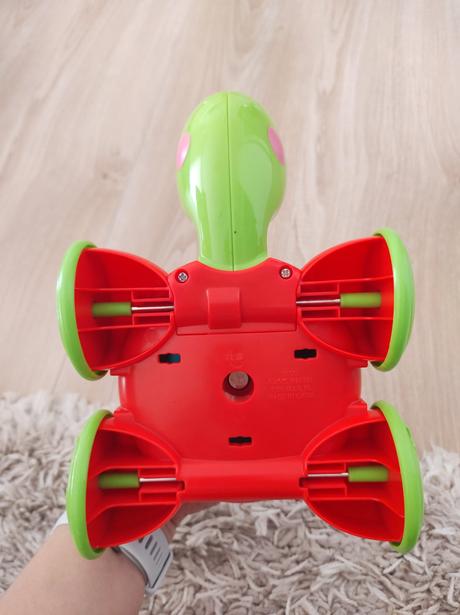 Fisher price - ťahacia korytnačka,