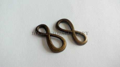 Medzikus nekonečno bronzové,