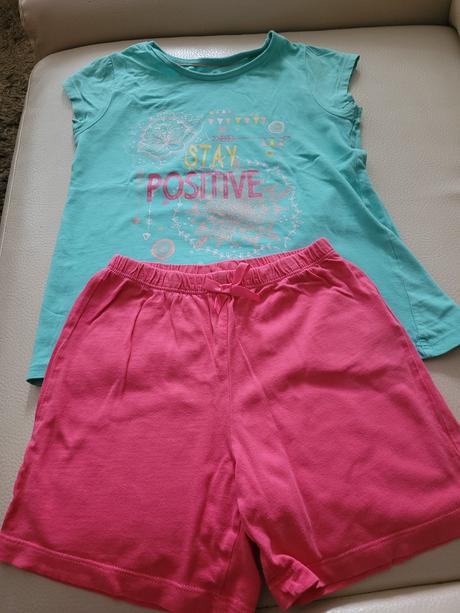 Krátke pyžamo, lupilu,110