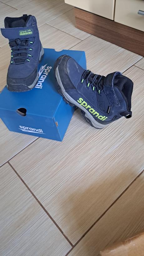 Zimné topanky, sprandi,35