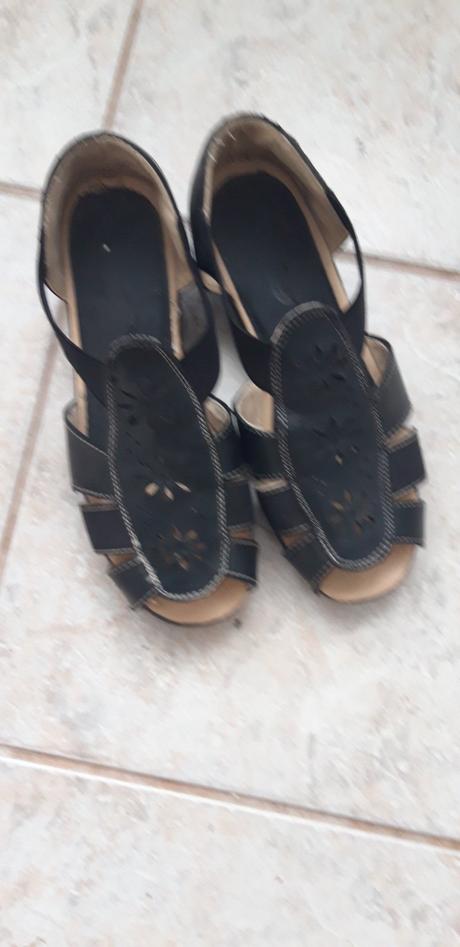 Damske lahučke sandale 37, 37