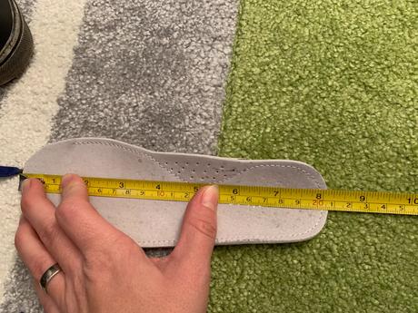 Členkové tenisky, 32