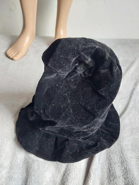 Čarodejnica exkluzívny komplet kostým veľ.122,