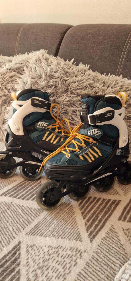 Kolieskové korčule, 35