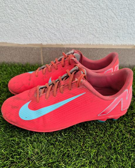 Kopacky nike mercurial vapor, nike,37