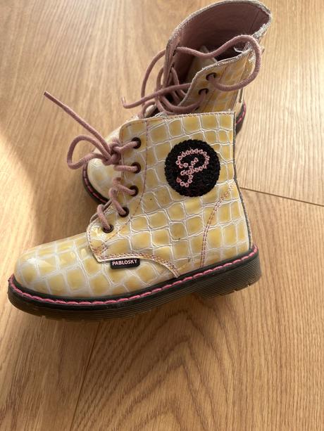 Dievčenské topánky ., 26