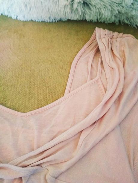 Vzdušný top značky banana republic, s